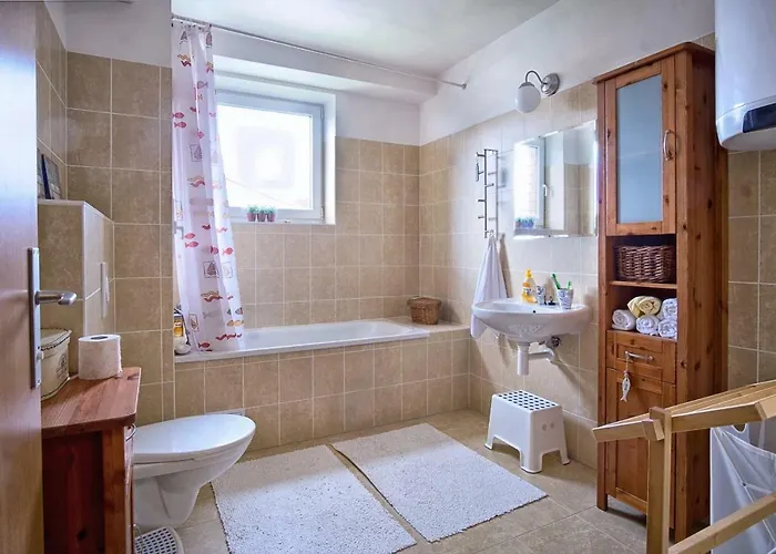Destna Cp.1 Apartament